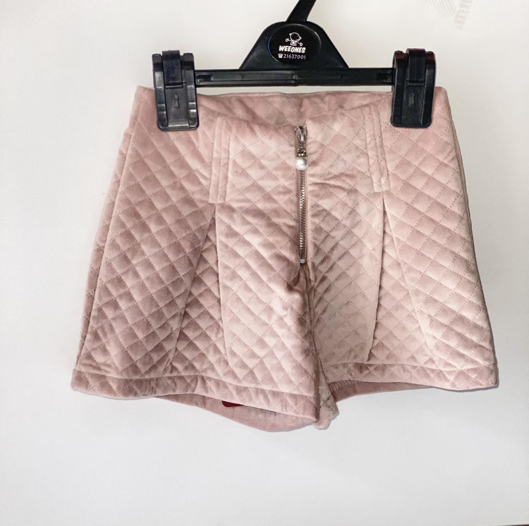Picture of PT2358 GIRLS SHORTS WITH FRONT PLEATS AND ZIP WITH PEARL